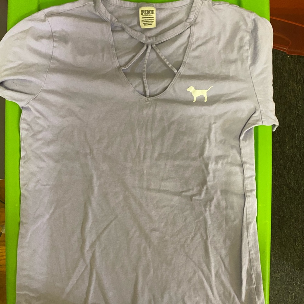 Vs pink shirt